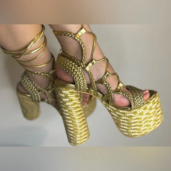Handmade Unique High Sandals - Picture 1 of 2